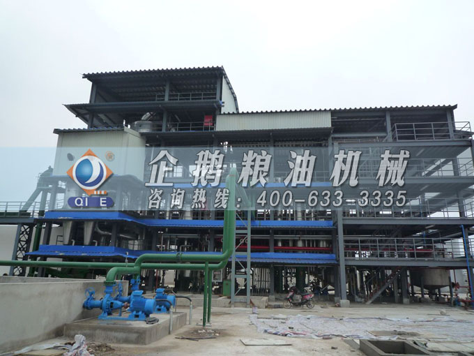 食用油浸出生產(chǎn)線，企鵝糧油機(jī)械浸出器品類齊全滿足市場需求(圖1)